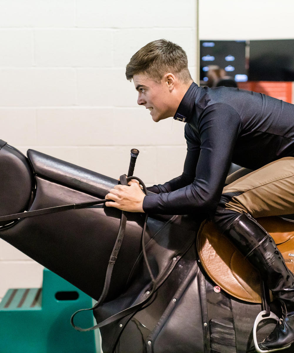 Jockey On Horse Simulator