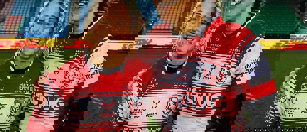 Natasha-'Mo'-Hunt-And-Fellow-Player